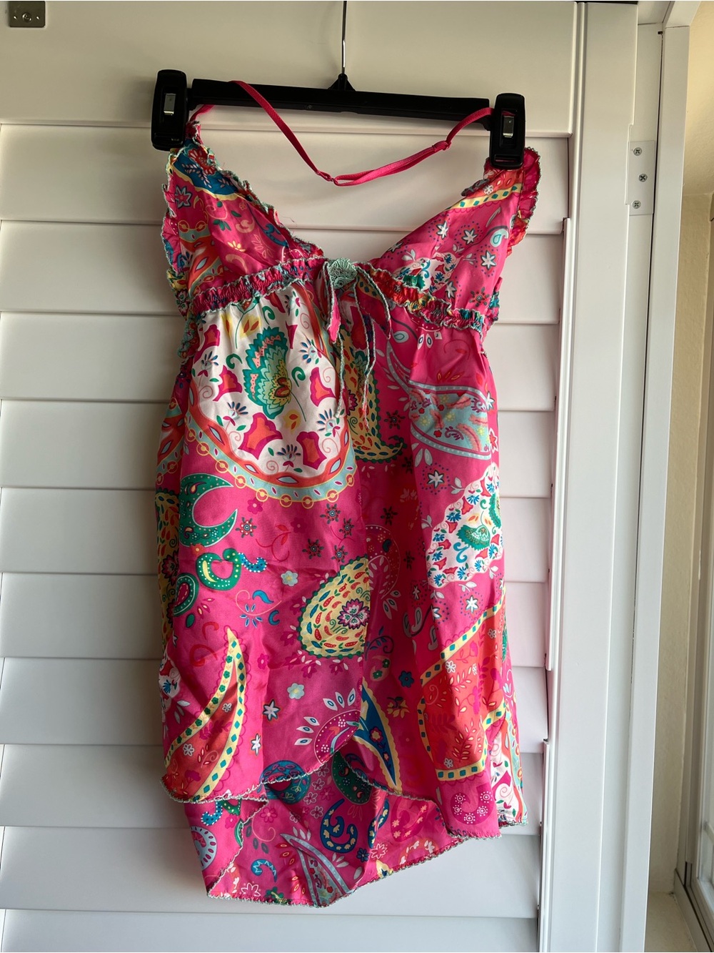 Bright Pink Paisley lingerie two piece with bottom 
Victoria secret 
Smoke free